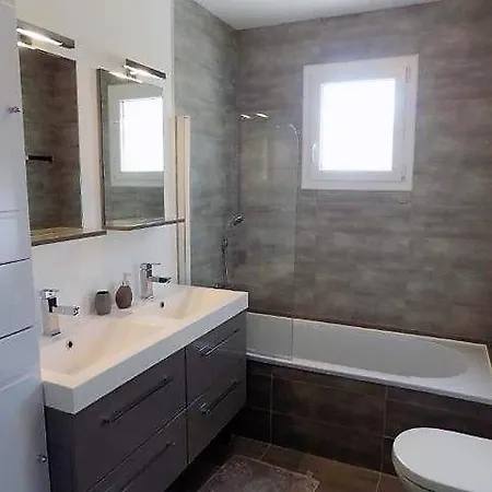 Saint Palais Sur - Maison Recente Tres Sympa - Proche Golf 别墅 *